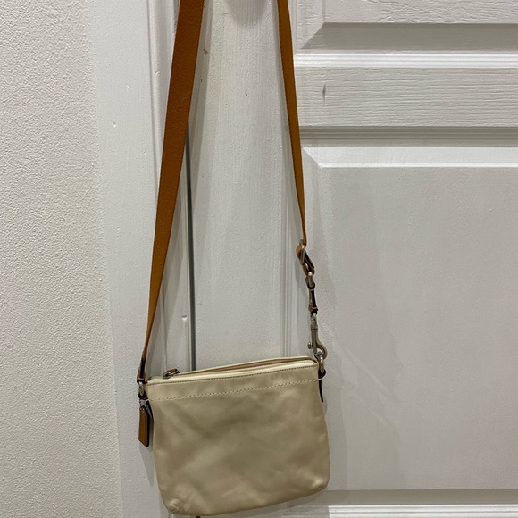 Coach cross body bag - Picture 2 of 5